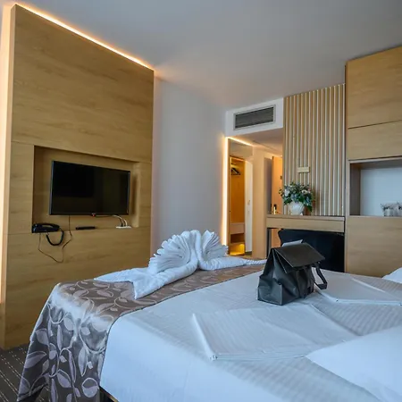 Complex Hotelier Steaua De Mare - Delfinul Hotel