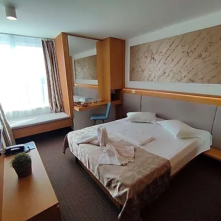 Complex Hotelier Steaua De Mare - Delfinul Hotel Eforie Nord