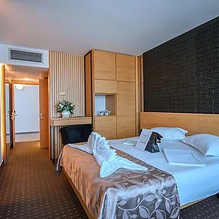 Complex Hotelier Steaua De Mare - Delfinul 3*